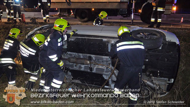 20181117 Verkehrsunfall A2 RFB Wien Höhe Bad Vöslau  Foto: © Stefan Schneider