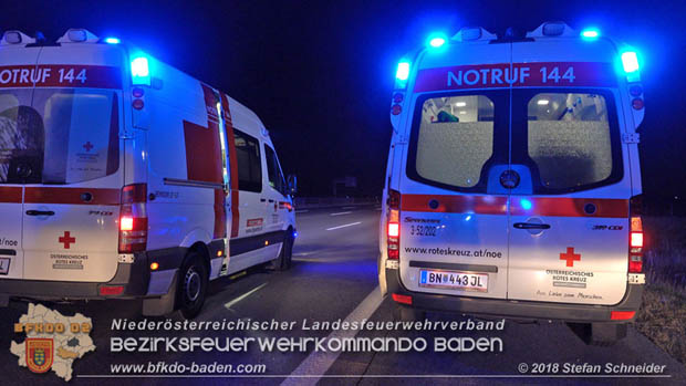 20181117 Verkehrsunfall A2 RFB Wien Höhe Bad Vöslau  Foto: © Stefan Schneider