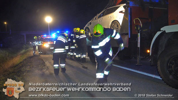 20181117 Verkehrsunfall A2 RFB Wien Höhe Bad Vöslau  Foto: © Stefan Schneider