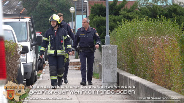 20181117 3-fache Brandstiftung in Tribuswinkler Wohnsiedlung  Foto: © Stefan Schneider