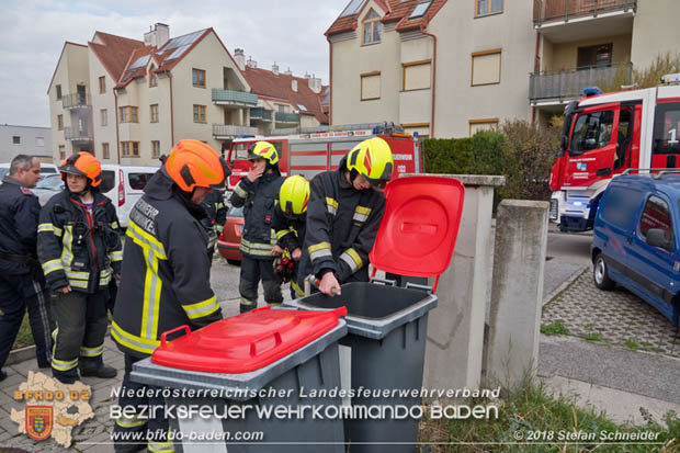 20181117 3-fache Brandstiftung in Tribuswinkler Wohnsiedlung  Foto: © Stefan Schneider