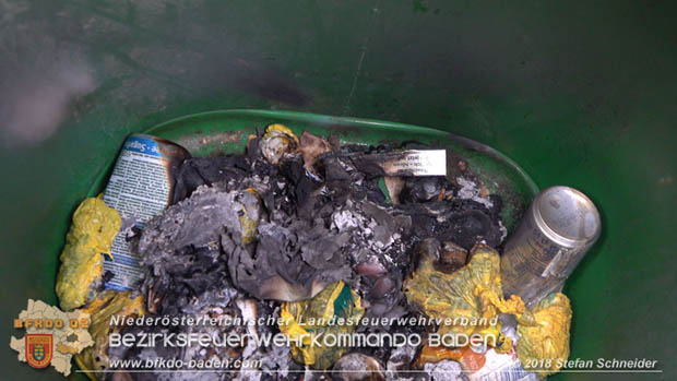 20181117 3-fache Brandstiftung in Tribuswinkler Wohnsiedlung  Foto: © Stefan Schneider