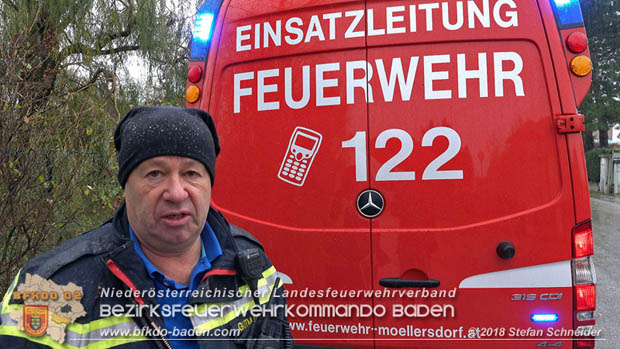 20181120 Kleiner Gewässerschaden auf Teich in der Eigenheimsiedlung Möllersdorf/Guntramsdorf Foto: © Stefan Schneider BFK BADEN 20181120 Kleiner Gewässerschaden auf Teich in der Eigenheimsiedlung Möllersdorf/Guntramsdorf Foto: © Stefan Schneider BFK BADEN