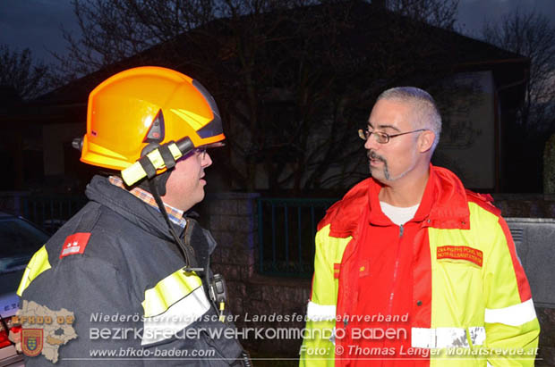 20181203 Feuerwehr unterstuetzt bei medizinischen Notfall  Foto: © Thomas Lenger Monatsrevue.at