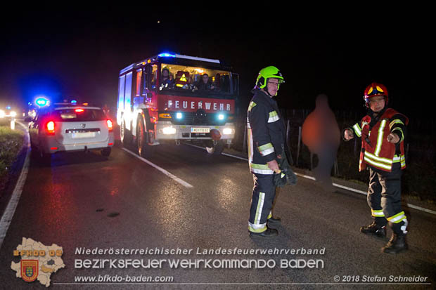 20181208 Seitlicher Frontalcrash zweier Pkw auf der Weinbergstraße bei Pfaffstätten  Foto: © Stefan Schneider