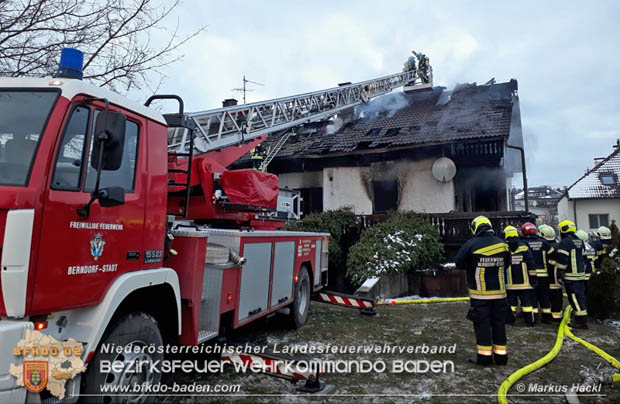 20181217 Wohnhausbrand in Lindabrunn-Enzesfeld forderte 8 Freiwillige Feuerwehren  Foto: © ASB oeA Markus Hackl
