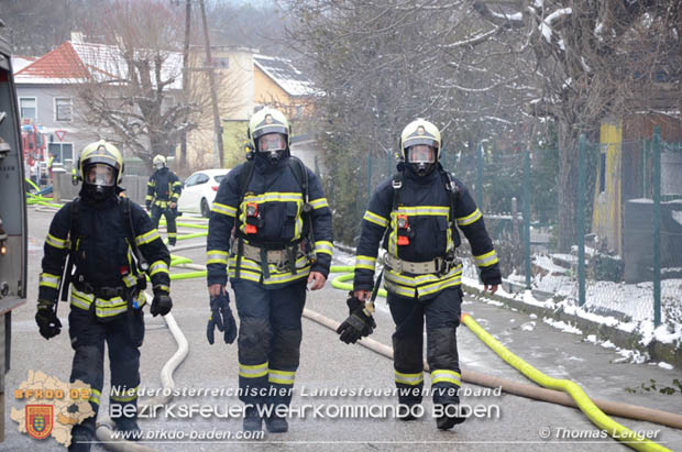20181217 Wohnhausbrand in Lindabrunn-Enzesfeld forderte 8 Freiwillige Feuerwehren  Foto: © Thomas Lenger Monatsrevue.at