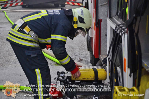 20181217 Wohnhausbrand in Lindabrunn-Enzesfeld forderte 8 Freiwillige Feuerwehren  Foto: © Thomas Lenger Monatsrevue.at