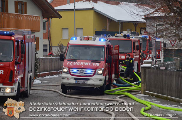 20181217 Wohnhausbrand in Lindabrunn-Enzesfeld forderte 8 Freiwillige Feuerwehren  Foto: © Thomas Lenger Monatsrevue.at