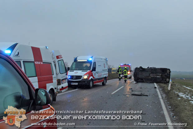 20181220 Schwerer Verkehrsunfall zwischen Reisenberg und Gramatneusiedl  Foto: © Freiwillige Feuerwehr Reisenberg