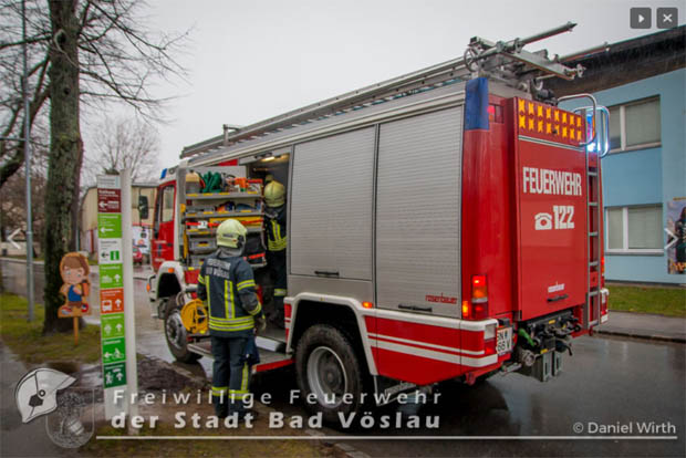 20181224 Überflutungen und Verklausungen am Heiligen Abend in Bad Vöslau Foto: © Daniel Wirth 20181224 Überflutungen und Verklausungen am Heiligen Abend in Bad Vöslau Foto: © Daniel Wirth