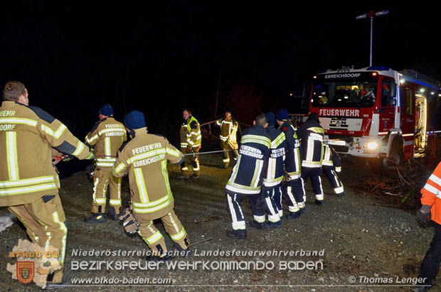20181224 Feuerwehreinsatz in Ebreichsdorf bei der Piesting Wehranlage Foto: © Thomas Lenger 20181224 Feuerwehreinsatz in Ebreichsdorf bei der Piesting Wehranlage Foto: © Thomas Lenger