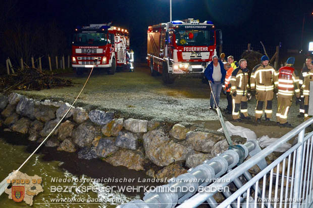 20181224 Feuerwehreinsatz in Ebreichsdorf bei der Piesting Wehranlage Foto: © Thomas Lenger 20181224 Feuerwehreinsatz in Ebreichsdorf bei der Piesting Wehranlage Foto: © Thomas Lenger