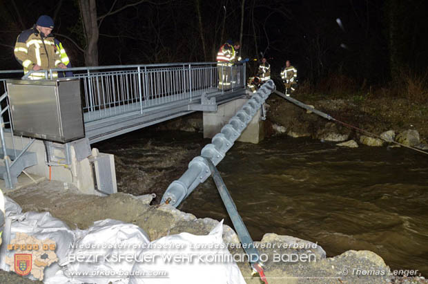 20181224 Feuerwehreinsatz in Ebreichsdorf bei der Piesting Wehranlage Foto: © Thomas Lenger 20181224 Feuerwehreinsatz in Ebreichsdorf bei der Piesting Wehranlage Foto: © Thomas Lenger