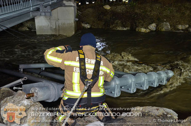 20181224 Feuerwehreinsatz in Ebreichsdorf bei der Piesting Wehranlage Foto: © Thomas Lenger 20181224 Feuerwehreinsatz in Ebreichsdorf bei der Piesting Wehranlage Foto: © Thomas Lenger
