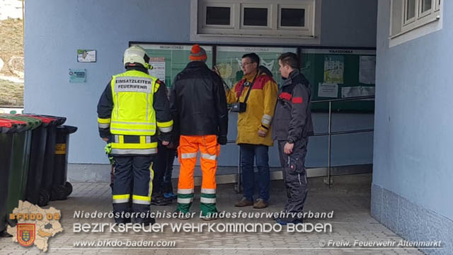 20190122 Gasalarm Volksschule Altenmarkt a.d.Triesting Foto: © Christoph Steinbacher 20190122 Gasalarm Volksschule Altenmarkt a.d.Triesting Foto: © Christoph Steinbacher