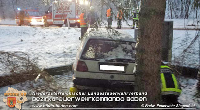 20190128 Verkehrsunfall im Rosental bei Siegenfeld  Foto: © FF Siegenfeld