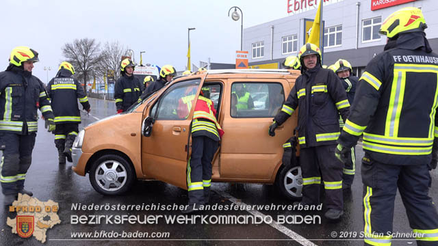 20190212 Verkehrsunfall auf der LB17 in Oeynhausen/Tribuswinkel  Foto: © Stefan Schneider