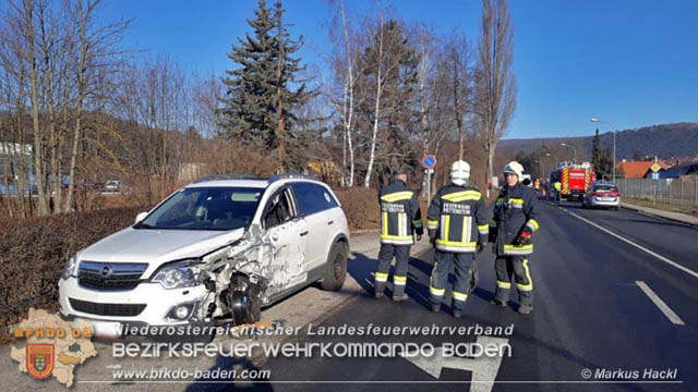 20190219 Verkehrsunfall auf der LB18 in Pottenstein  Foto: © Markus Hackl FF Pottenstein
