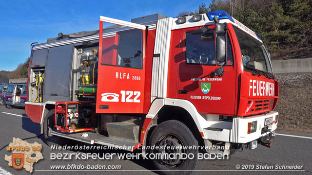20190223 Verkehrsunfall auf der A21 zwischen Hochstraß und Alland im Gemeindegebiet Klausen-Leopoldsdorf  Foto: © Stefan Schneider