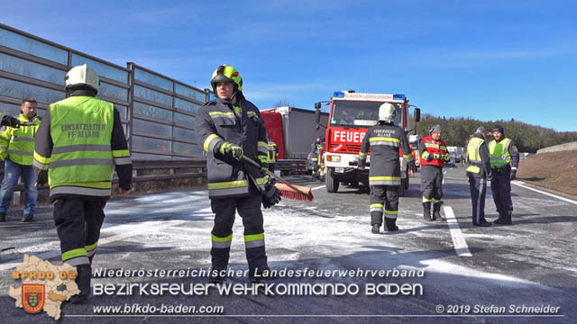 20190223 Verkehrsunfall auf der A21 zwischen Hochstraß und Alland im Gemeindegebiet Klausen-Leopoldsdorf  Foto: © Stefan Schneider