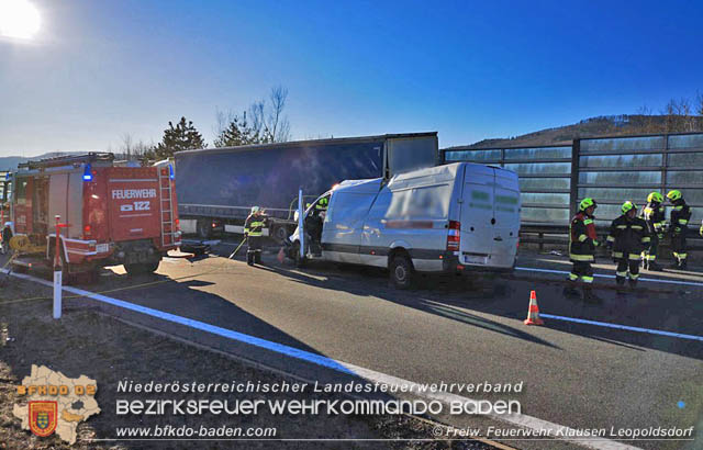 20190223 Verkehrsunfall auf der A21 zwischen Hochstraß und Alland im Gemeindegebiet Klausen-Leopoldsdorf  Foto: © Herbert Fischbacher