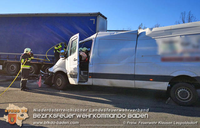 20190223 Verkehrsunfall auf der A21 zwischen Hochstraß und Alland im Gemeindegebiet Klausen-Leopoldsdorf  Foto: © Herbert Fischbacher