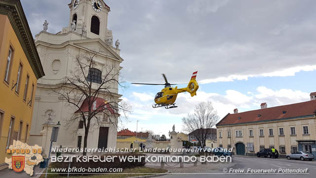 20190307 Verkehrsunfall mitten im Ortsgebiet Pottendorf  Foto: © Pfingstl FF Pottendorf