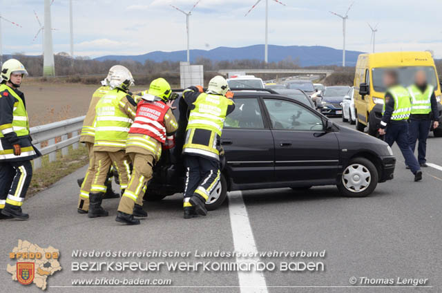 20190313 Verkehrsunfall auf der A3 zwischen Ebreichsdorf und Pottendorf  Foto: © Thomas Lenger
