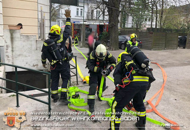 20190405 Kellerbrand in Badener Mehrparteienwohnhaus im Ortsteil Weikersdorf  Foto: © Pawel Belikov