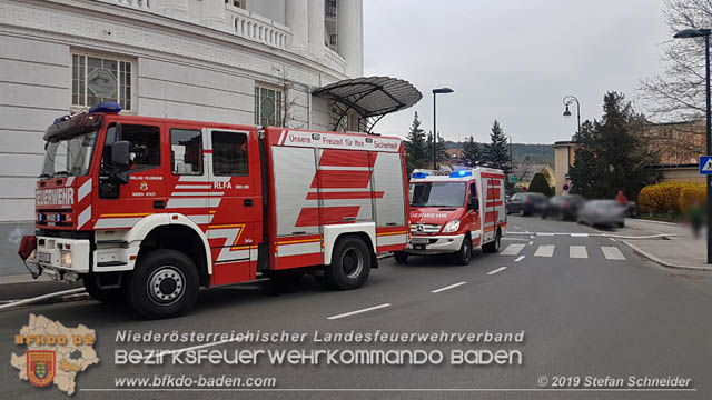 20190405 Kellerbrand in Badener Mehrparteienwohnhaus im Ortsteil Weikersdorf  Foto: © Stefan Schneider