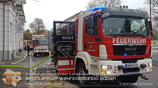 20190405 Kellerbrand in Badener Mehrparteienwohnhaus im Ortsteil Weikersdorf  Foto: © Stefan Schneider