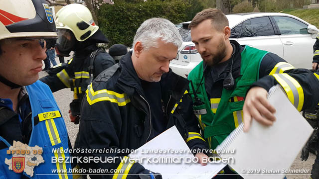 20190405 Kellerbrand in Badener Mehrparteienwohnhaus im Ortsteil Weikersdorf  Foto: © Stefan Schneider