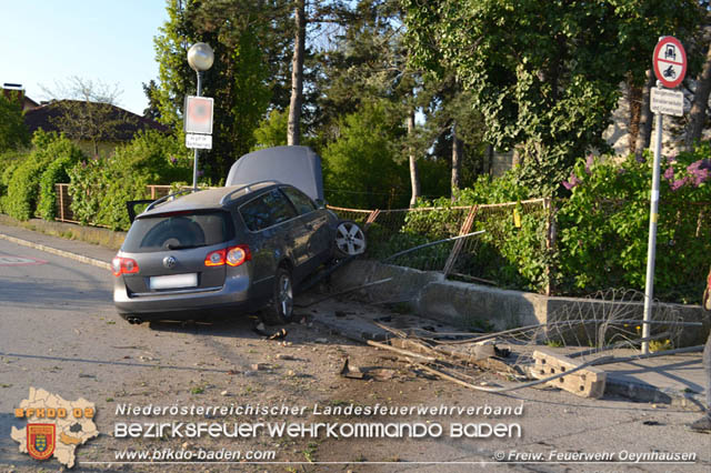 20190419 Verkehrsunfall in Oeynhausen am Karfreitag  Foto: FF Oeynhauen www.ffoe.eu