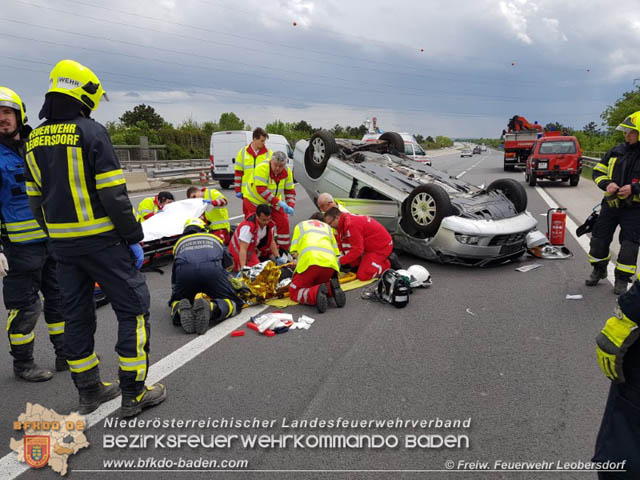 20190511 Verkehrsunfall auf der A2 bei Leobersdorf  Foto: © Martin Pock  FF Leobersdorf