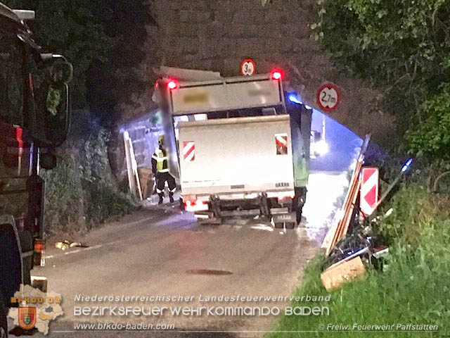20190518 Fahrzeugbergung in Pfaffstätten Einödstraße  Foto: © Freiwillige Feuerwehr Pfaffstätten
