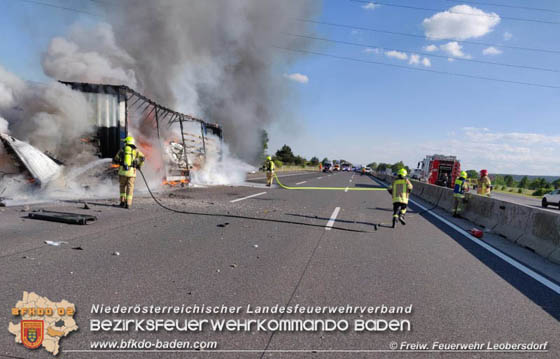 20190524 Schwerer LKW Unfall auf der A2 zwischen Wöllersdorf u. Leobersdorf  Foto: ©  FF Leobersdorf