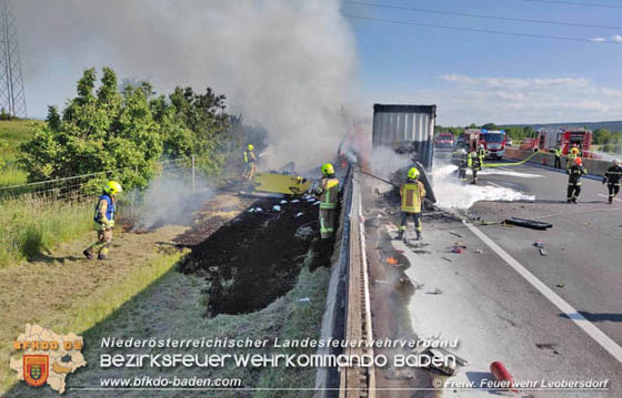 20190524 Schwerer LKW Unfall auf der A2 zwischen Wöllersdorf u. Leobersdorf  Foto: ©  FF Leobersdorf