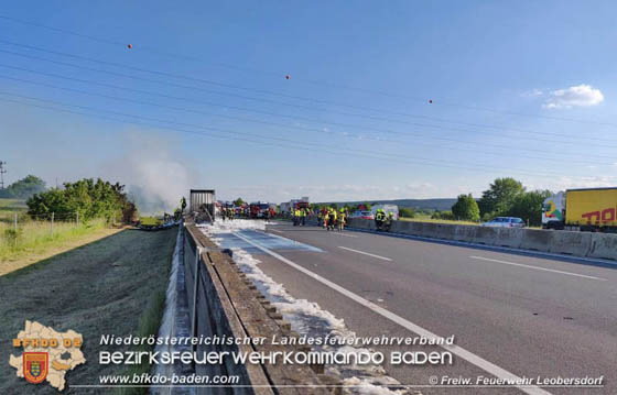 20190524 Schwerer LKW Unfall auf der A2 zwischen Wöllersdorf u. Leobersdorf  Foto: ©  FF Leobersdorf