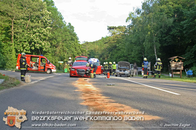 20190526  Verkehrsunfall LB210 x Siegenfeld  Foto: © Joachim Zagler