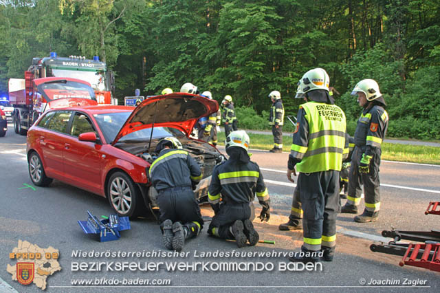 20190526  Verkehrsunfall LB210 x Siegenfeld  Foto: © Joachim Zagler