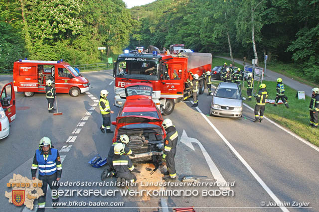 20190526  Verkehrsunfall LB210 x Siegenfeld  Foto: © Joachim Zagler