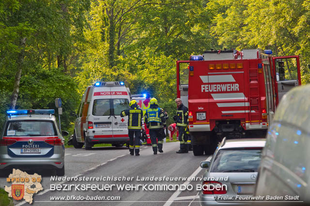 20190526 Verkehrsunfall LB210 x Siegenfeld Foto: © Stefan Schneider FF Baden-Stadt 20190526 Verkehrsunfall LB210 x Siegenfeld Foto: © Stefan Schneider FF Baden-Stadt