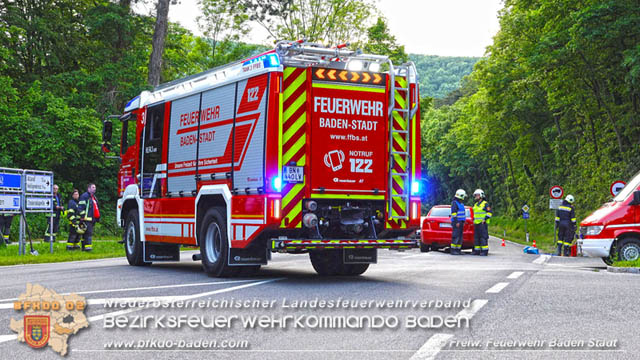 20190526 Verkehrsunfall LB210 x Siegenfeld Foto: © Stefan Schneider FF Baden-Stadt 20190526 Verkehrsunfall LB210 x Siegenfeld Foto: © Stefan Schneider FF Baden-Stadt