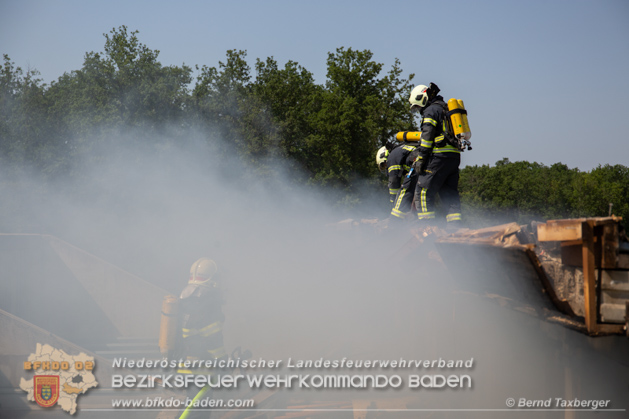 20190614 Großbrand Leobersdorf - Fotos: Bernd Taxberger, FF Leobersdorf, FF Bad Vöslau