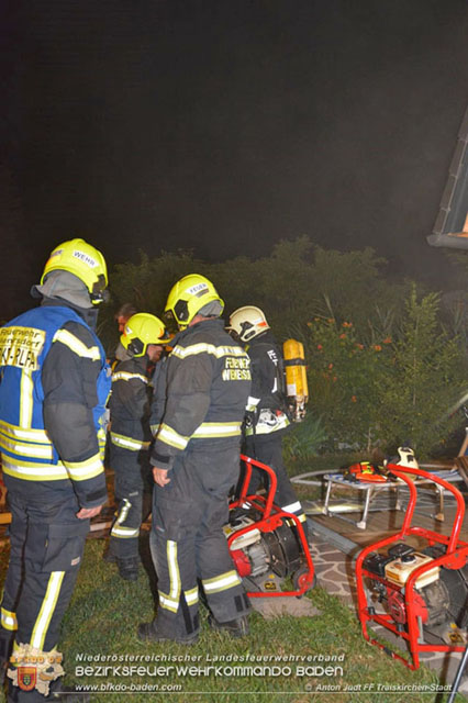 20190713 Brand in einem Traiskirchener Kleingartenhaus  Foto: © Anton Judt FF Traiskirchen-Stadt 