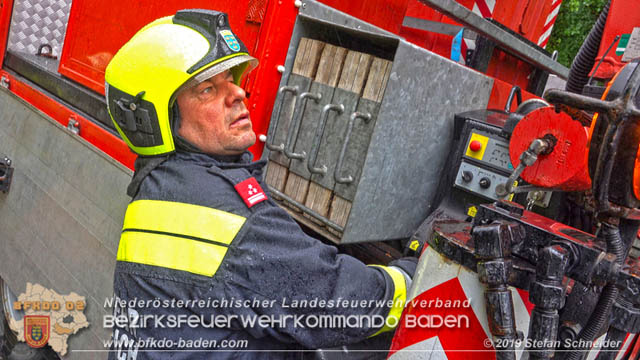 20190713 4 köpfige Familie verunfalt mit Pkw auf der LB 11 bei Neuhaus Foto: © Stefan Schneider BFK Baden 20190713 4 köpfige Familie verunfalt mit Pkw auf der LB 11 bei Neuhaus Foto: © Stefan Schneider BFK Baden