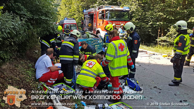 20190716 Verkehrsunfall auf der LB210 Helenental  Fotos: © Stefan Schneider FF Baden-Stadt