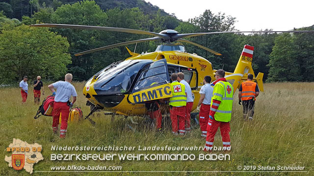 20190716 Verkehrsunfall auf der LB210 Helenental  Fotos: © Stefan Schneider FF Baden-Stadt