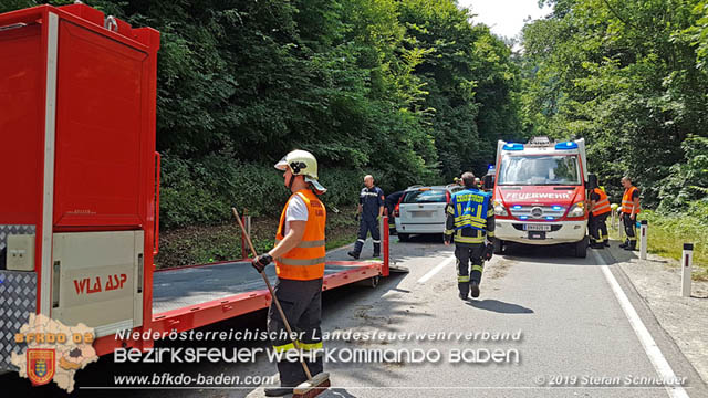 20190716 Verkehrsunfall auf der LB210 Helenental  Fotos: © Stefan Schneider FF Baden-Stadt